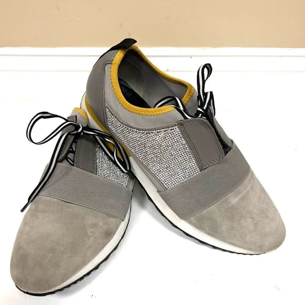 Steve Madden fashion embelished sneakers. Size 10